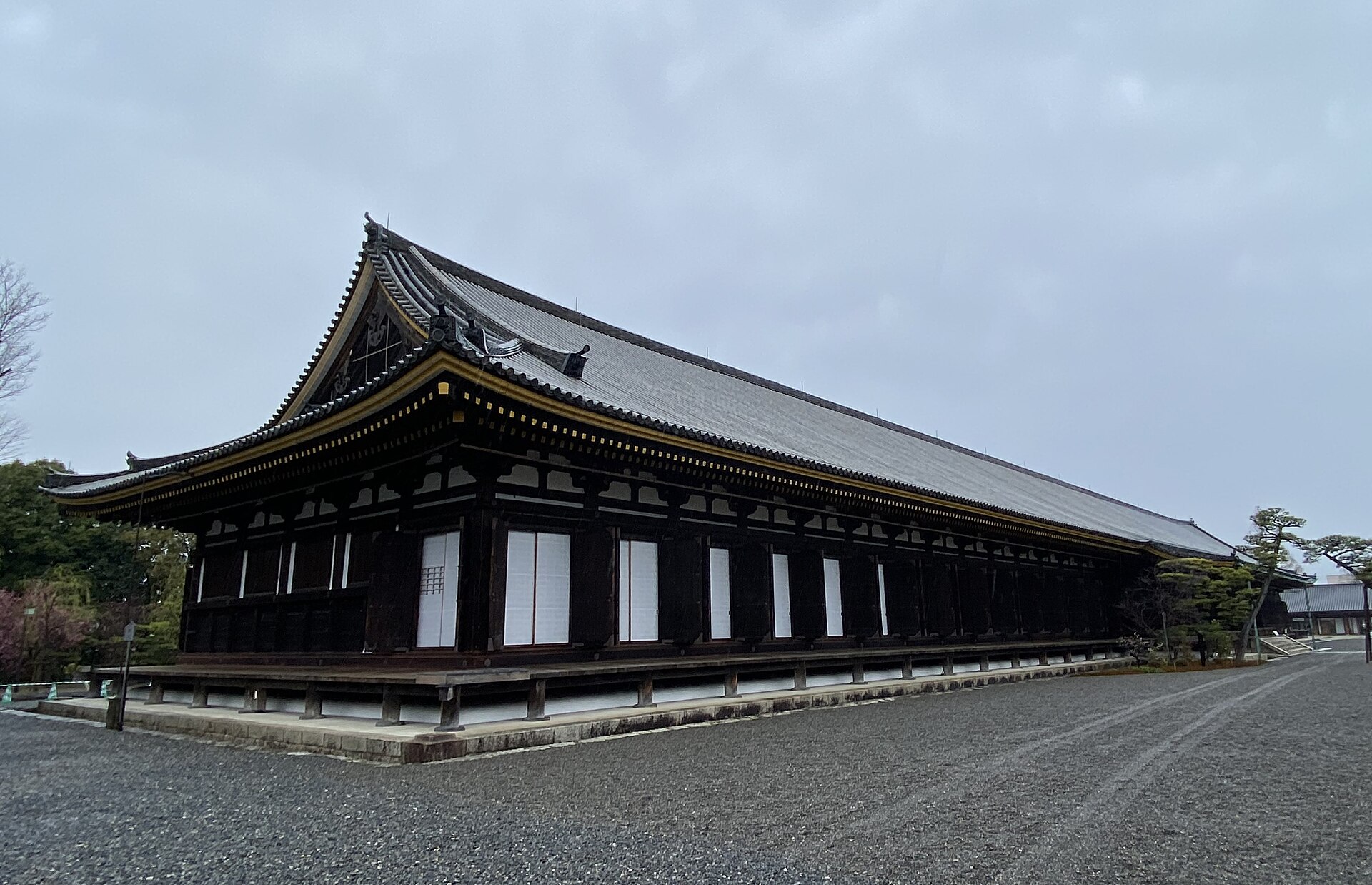 교토 여행지 산주산겐도 목조 본당
